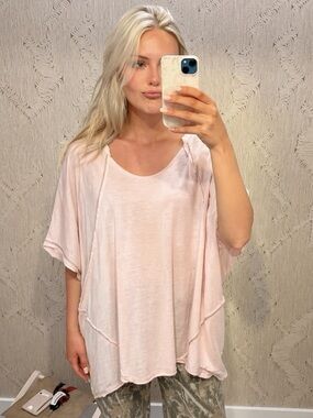 Anthropologie TLa Short-Sleeve Oversized VNeck Nina TShirt Blush Pink Medium